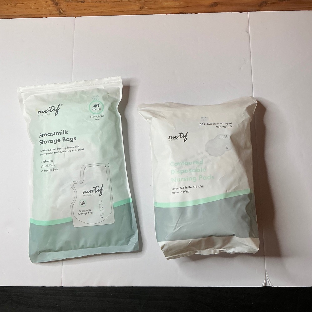 Motif Breast Milk Storage Bags and Breast‎ Pads